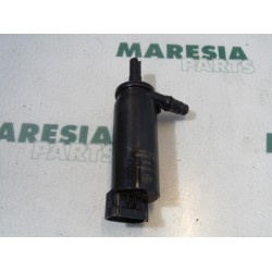 Alfa Romeo - Giulietta - Windscreen washer pump