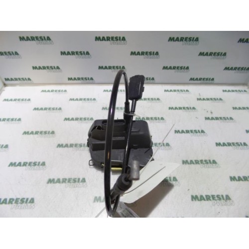 Renault - Megane Scenic - Rear door mechanism 4-door, right
