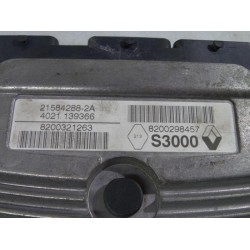 Renault - Megane Scenic - Engine management computer