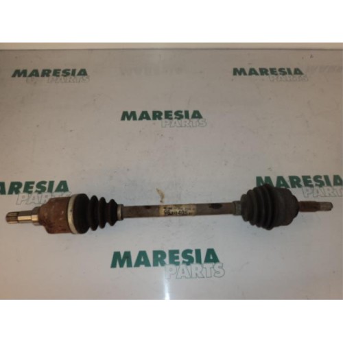 Peugeot - 207 - Front drive shaft, left