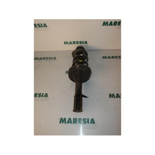 Renault - Twingo - Front shock absorber rod, left