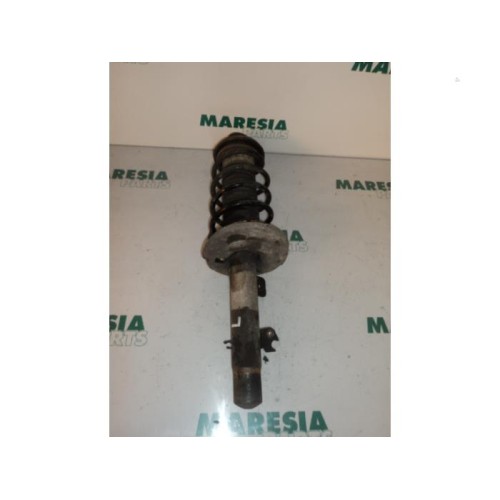 Peugeot - 207 - Front shock absorber rod, left