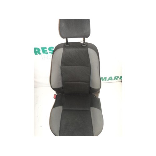 Peugeot - 207 - Stoel links