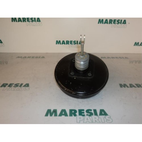 Renault - Twingo - Brake servo