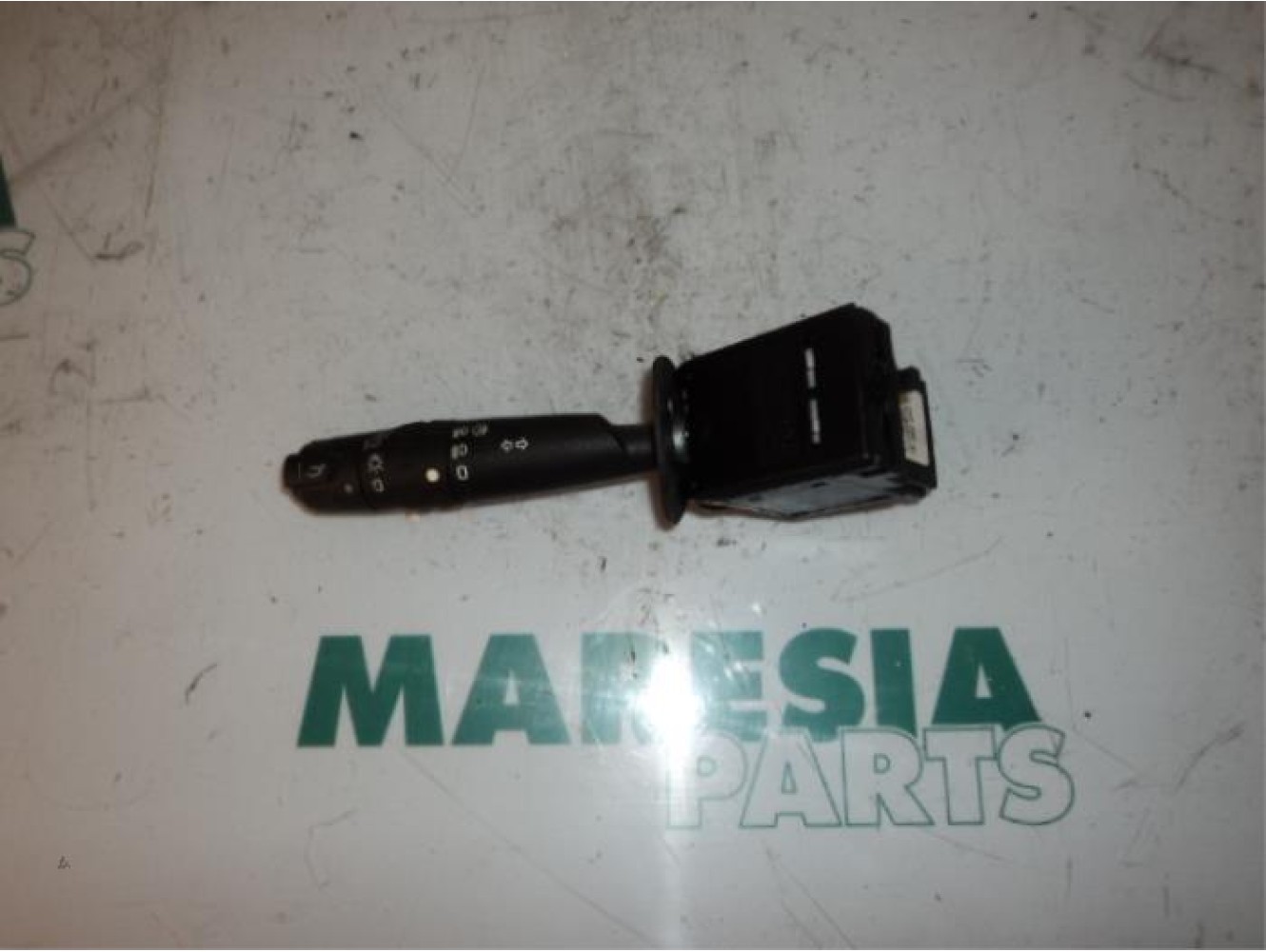 Citroen - Xsara - Indicator switch