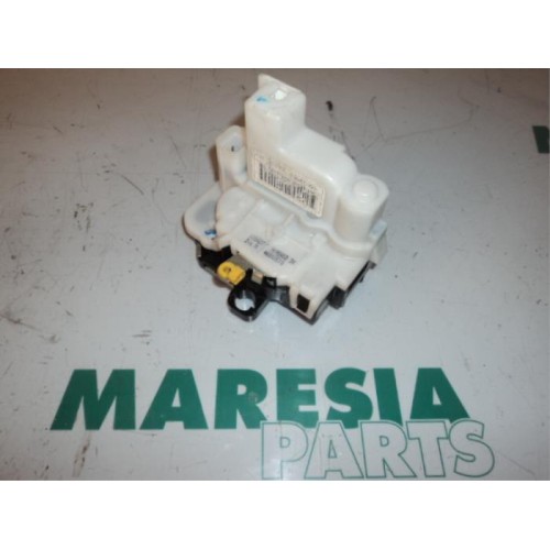 Fiat - Panda - Front door lock mechanism 4-door, right