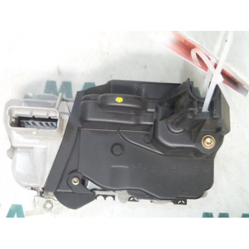 Peugeot - 307 - Front door lock mechanism 4-door, right