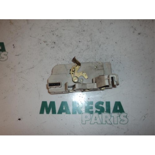 Peugeot - 307 - Rear door lock mechanism 4-door, left