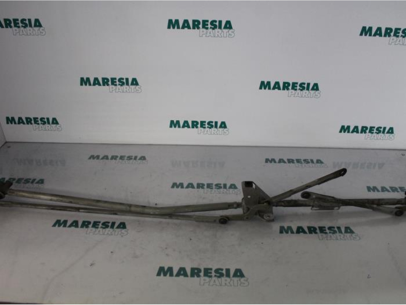 Peugeot - 307 - Wiper mechanism
