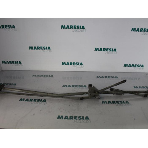 Peugeot - 307 - Wiper mechanism