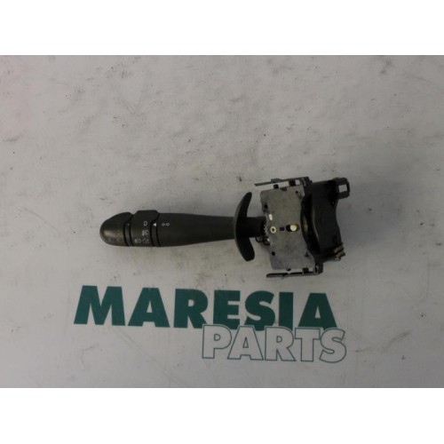 Renault - Laguna - Indicator switch