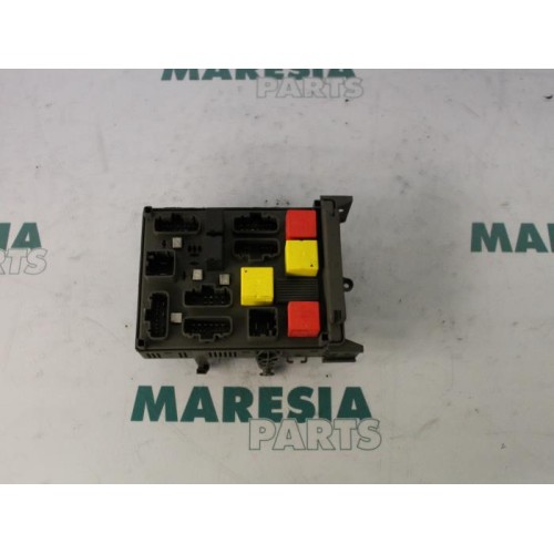 Renault - Laguna - Fuse box