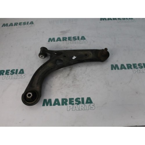 Lancia - Y(Psilon) - Front lower wishbone, right