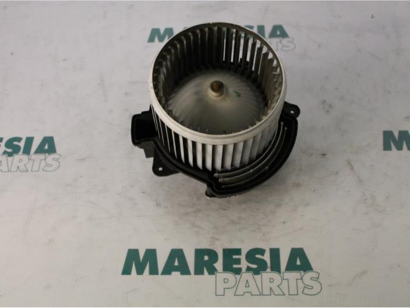 Fiat - Bravo - Heating and ventilation fan motor