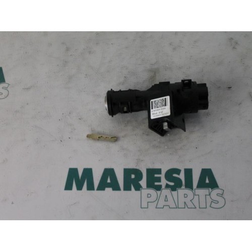 Lancia - Y(Psilon) - Ignition lock + key