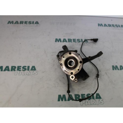 Lancia - Y(Psilon) - Achsschenkel links vorne