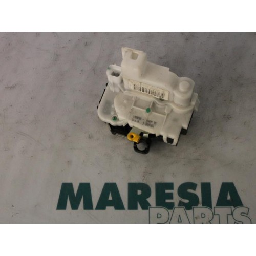 Fiat - Panda - Rear door mechanism 4-door, right