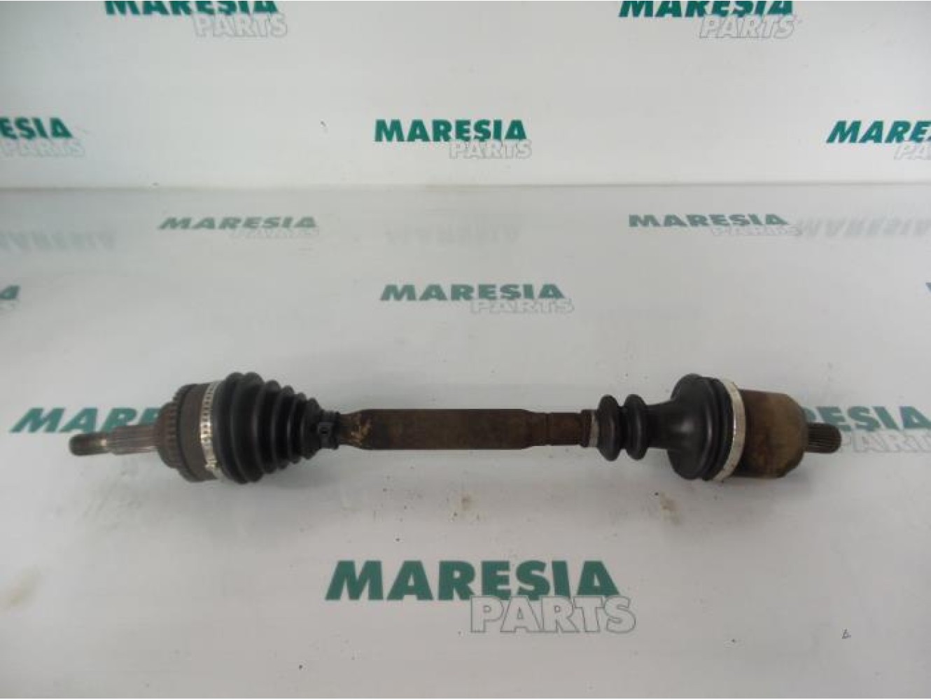 Renault - Megane Scenic - Aandrijfas links-voor