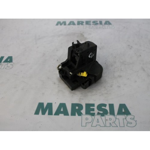 Renault - Megane Scenic - Door lock mechanism 4-door, front left