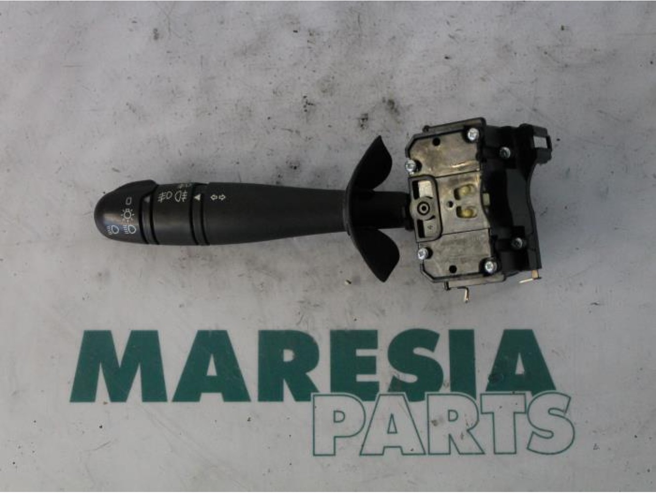 Renault - Megane Scenic - Indicator switch