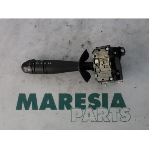 Renault - Megane Scenic - Indicator switch