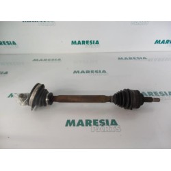 Renault - Megane Scenic - Aandrijfas links-voor