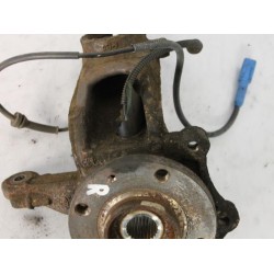 Peugeot - 207 - Achsschenkel rechts vorne