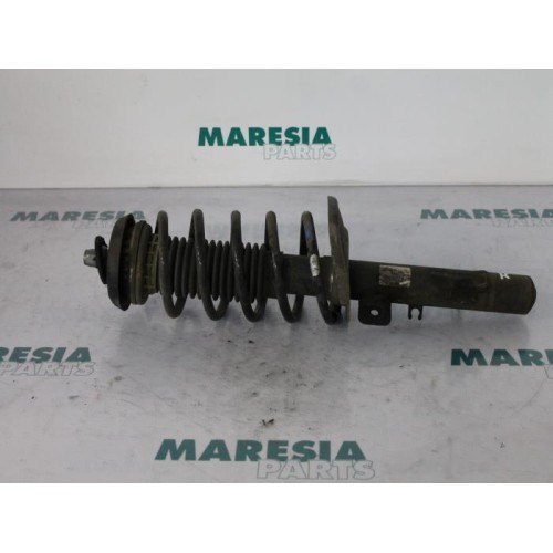 Peugeot - 207 - Front shock absorber rod, right