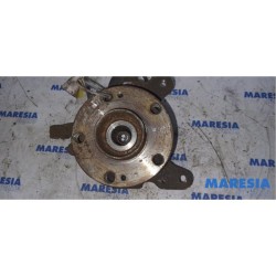 Renault - Megane Scenic - Knuckle, front right