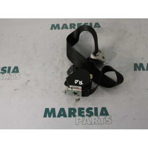 Peugeot - 207 - Rear seatbelt, right