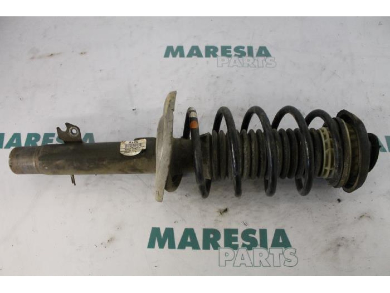 Peugeot - 207 - Front shock absorber rod, right
