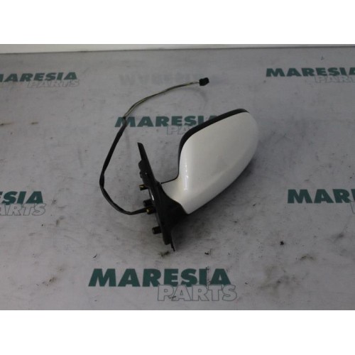 Peugeot - 307 - Wing mirror, left