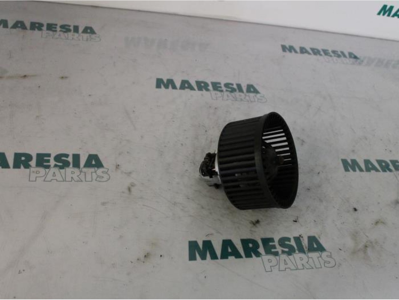 Renault - Megane - Heating and ventilation fan motor