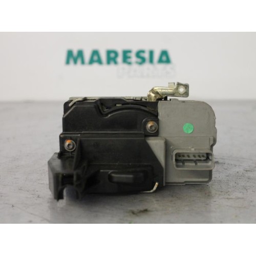Peugeot - 307 - Front door lock mechanism 4-door, right