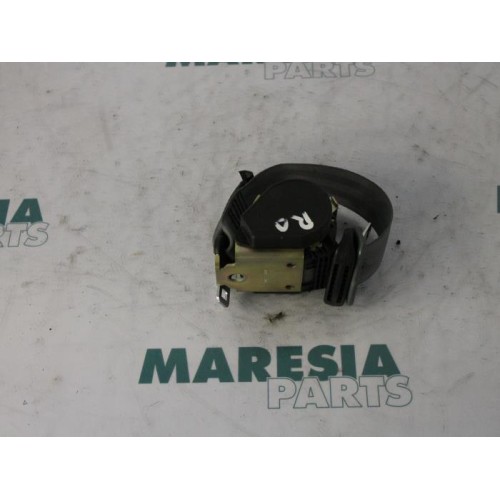 Renault - Megane - Rear seatbelt, right