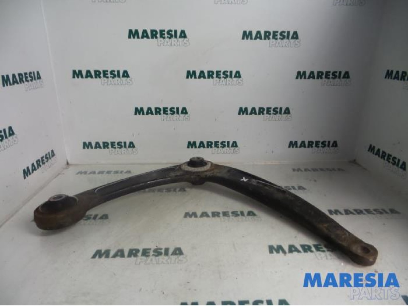 Peugeot - 307 - Front lower wishbone, right