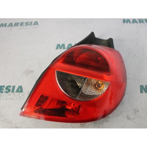Renault - Clio - Taillight, right