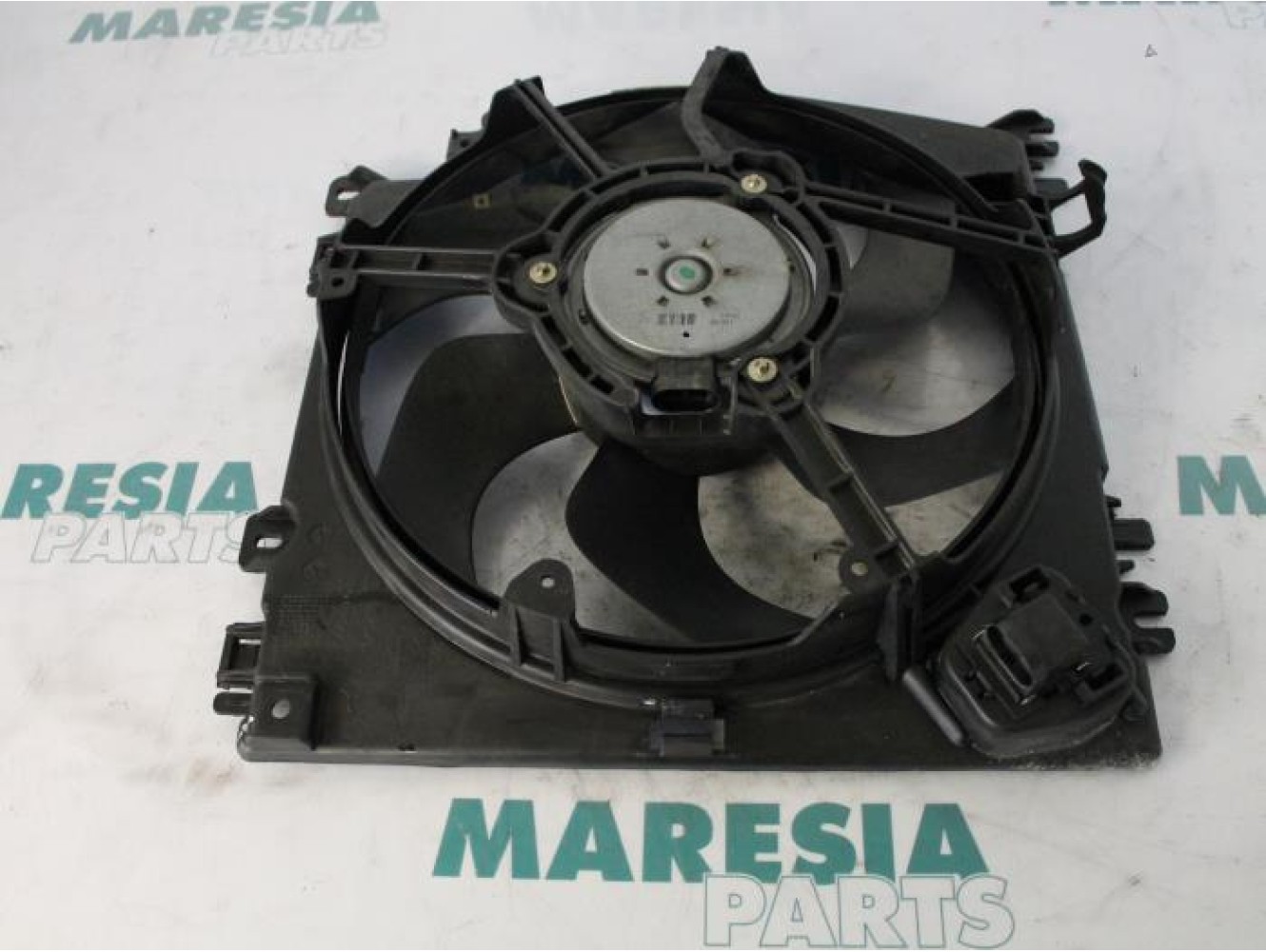 Renault - Clio - Kühlgebläse Motor