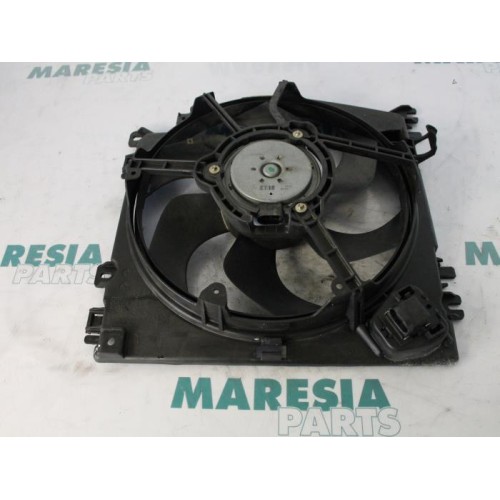 Renault - Clio - Kühlgebläse Motor