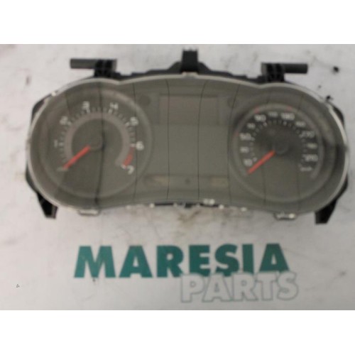 Renault - Clio - Instrument panel