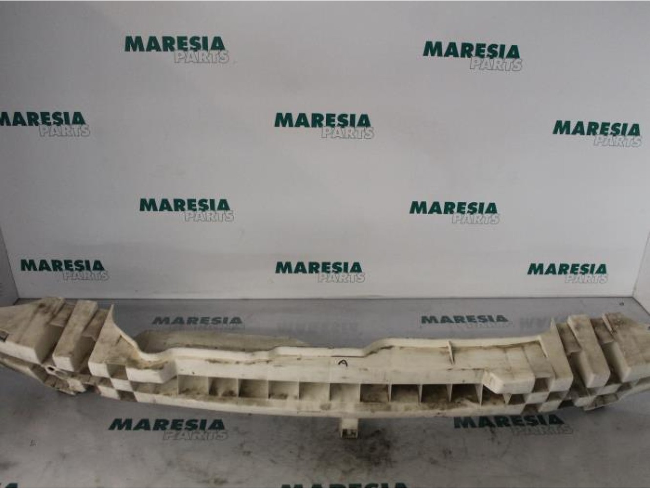 Renault - Clio - Rear bumper frame