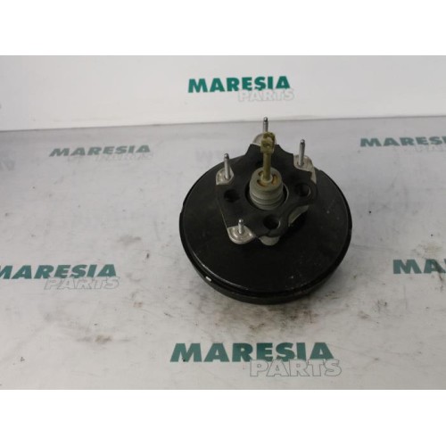 Renault - Clio - Brake servo