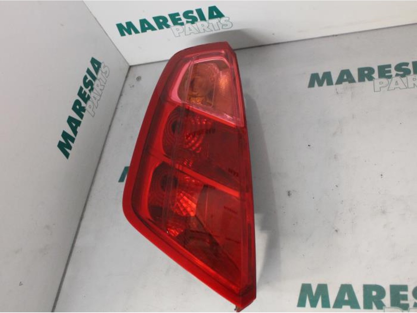 Fiat - Punto - Achterlicht links
