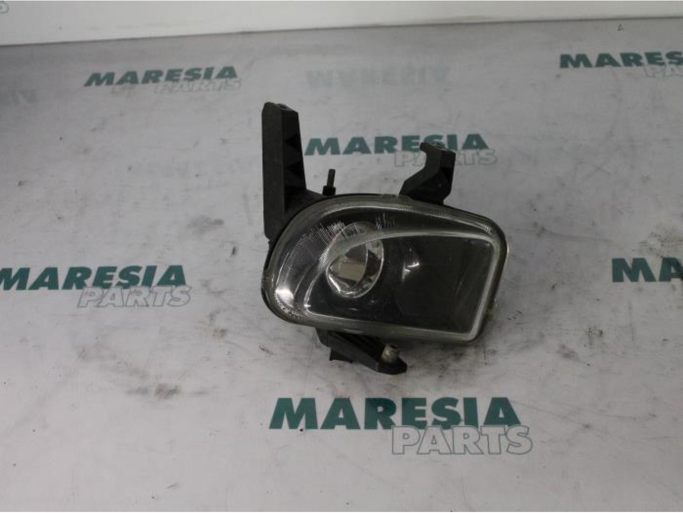 Fiat - Punto - Fog light, front left