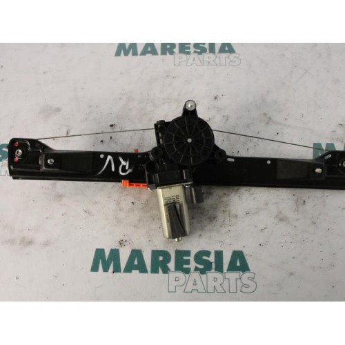 Fiat - Punto - Window mechanism 4-door, front right