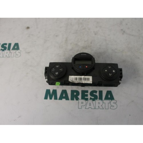 Renault - Megane - Heater control panel