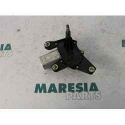Renault - Megane - Ruitenwissermotor achter