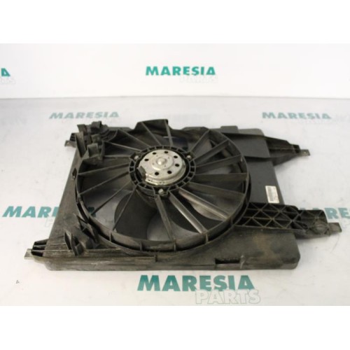 Renault - Megane - Fan motor