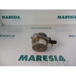 Renault - Megane - Vacuum pump (diesel)