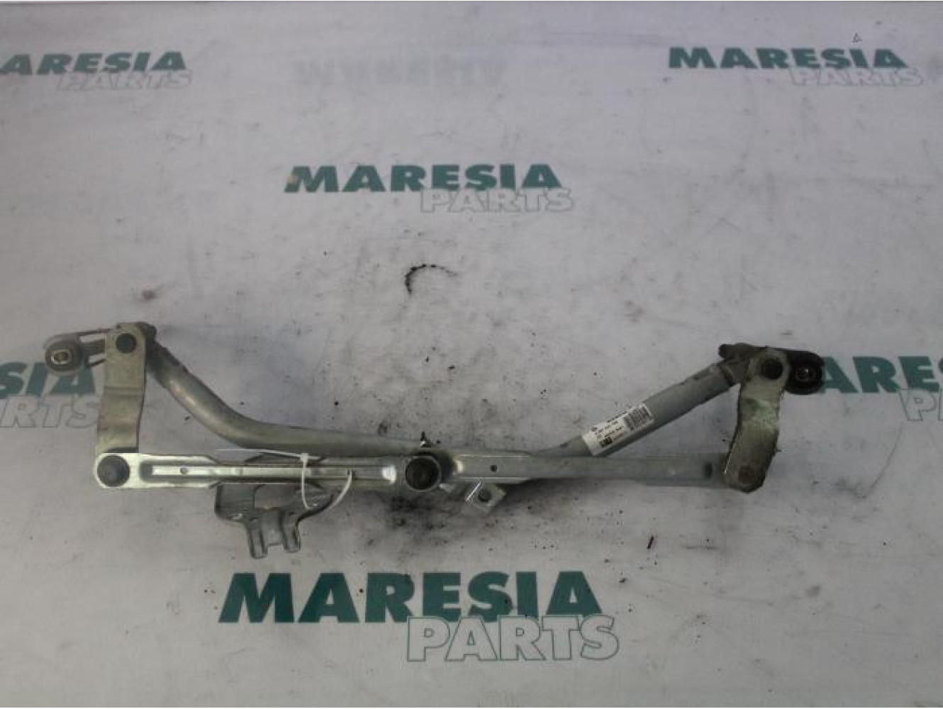 Peugeot - 207 - Wiper mechanism
